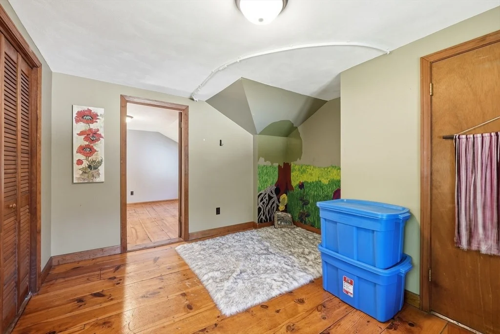 Photo of 151 Narrows Rd