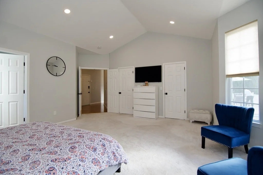 Photo of 172 Hillandale Blvd