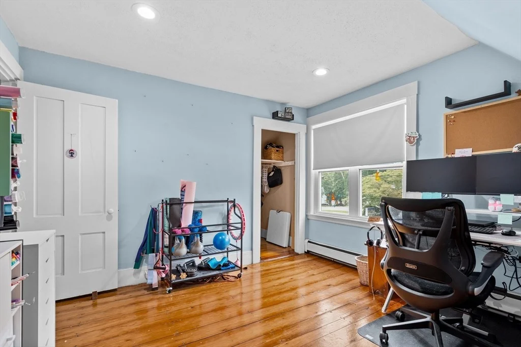 Photo of 209 Main St