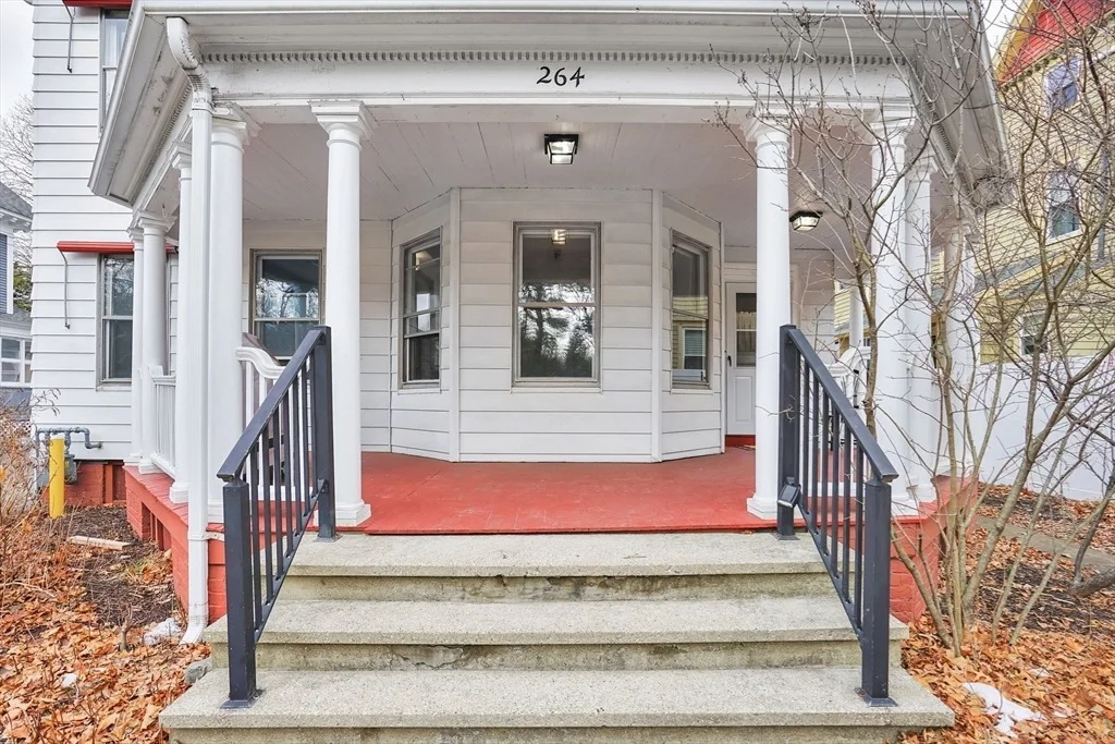 Photo of 264 Sumner Ave