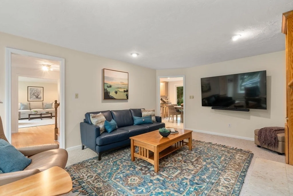 Photo of 67 Flanagan Dr