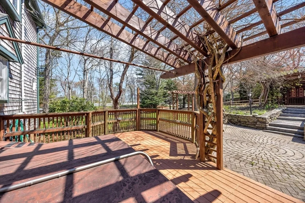 Photo of 34 Hilltop Dr