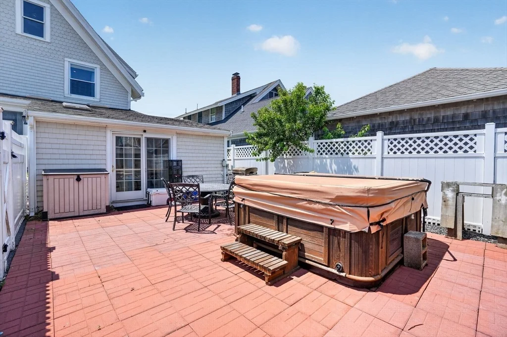 Photo of 14 Webster Avenue