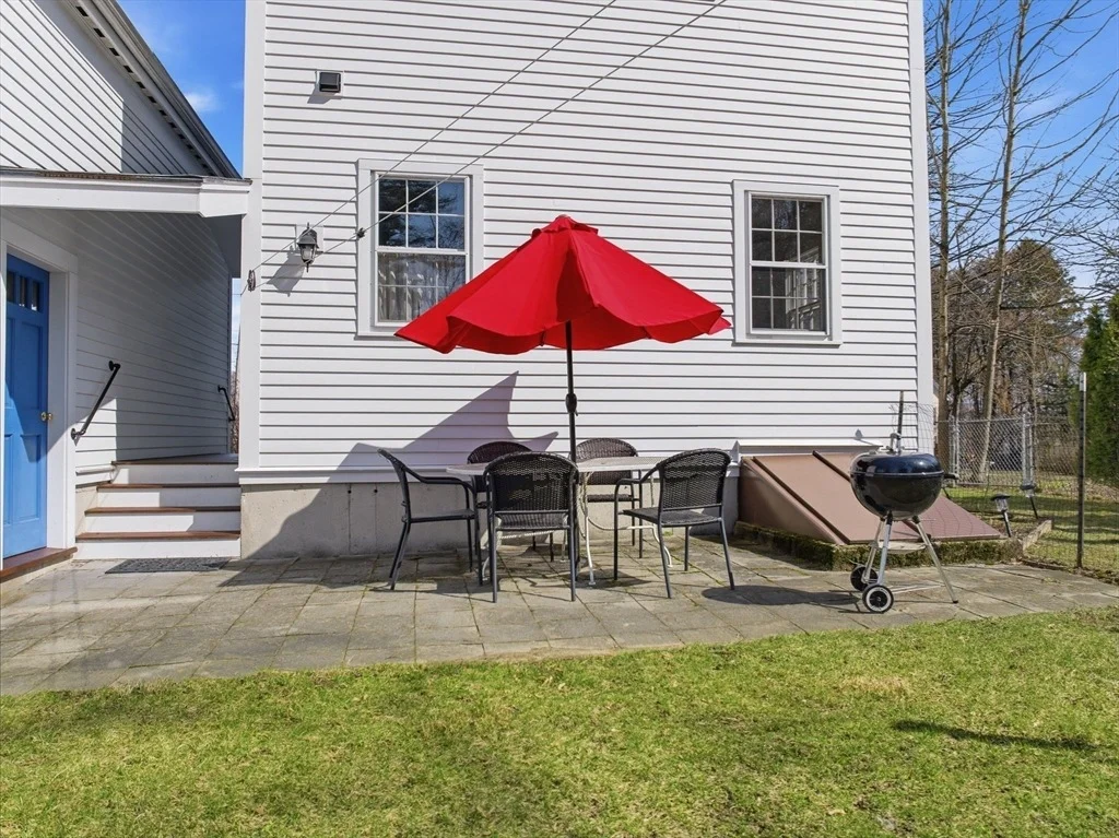 Photo of 38 Hillside Ave