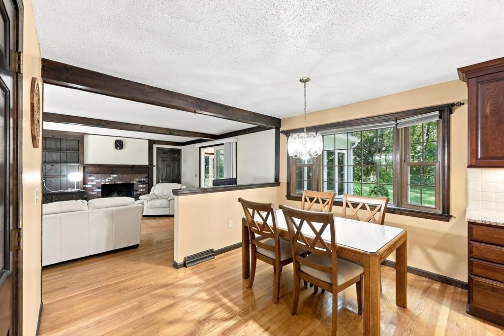 Photo of 76 Mohawk Dr