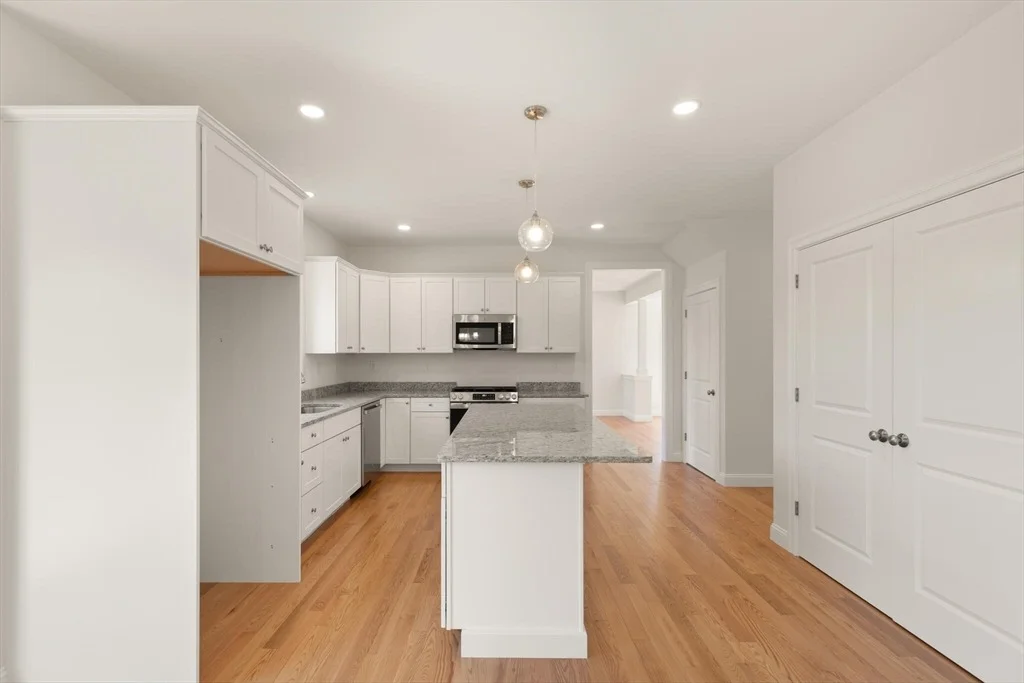 Photo of 66 3 Parish Rd