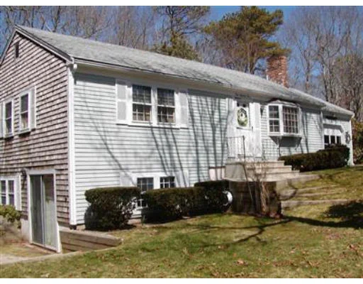 Photo of 105 Azalea Dr.