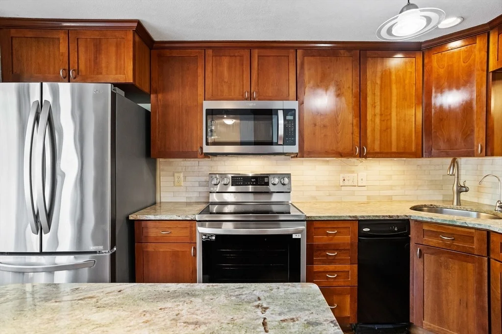 Photo of Unit 3 at 15 Deer Path