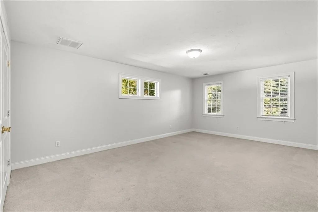 Photo of 118 Bates Way