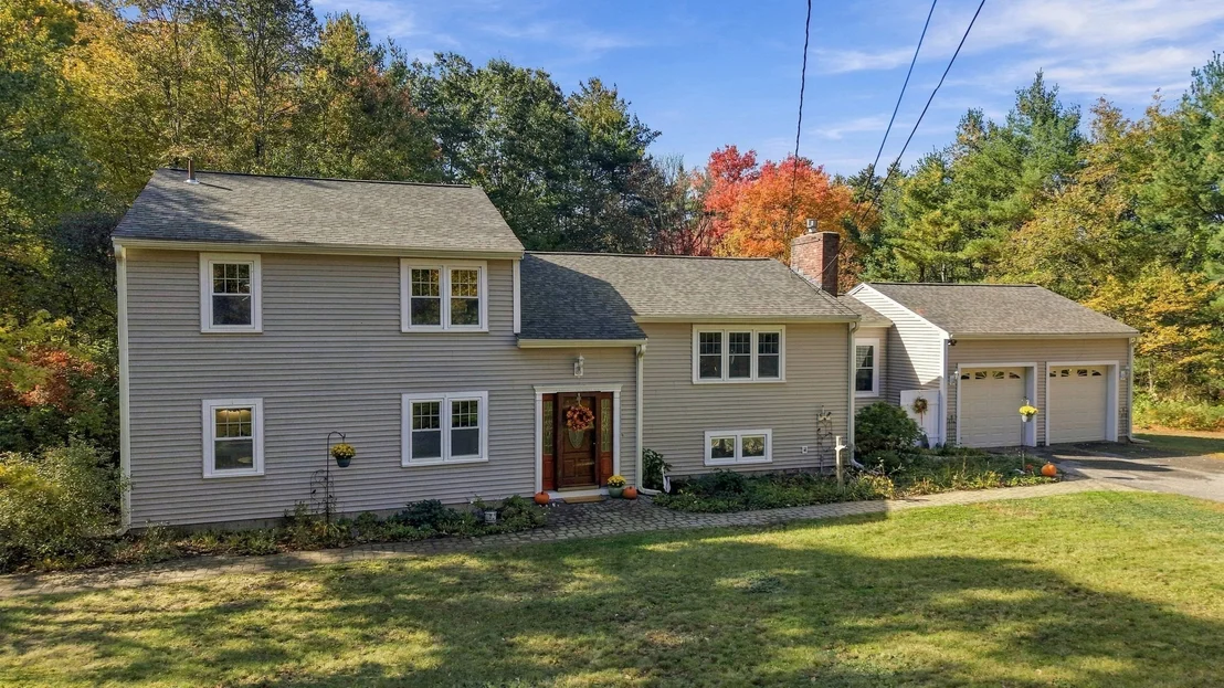 Photo of 401 Longley Rd