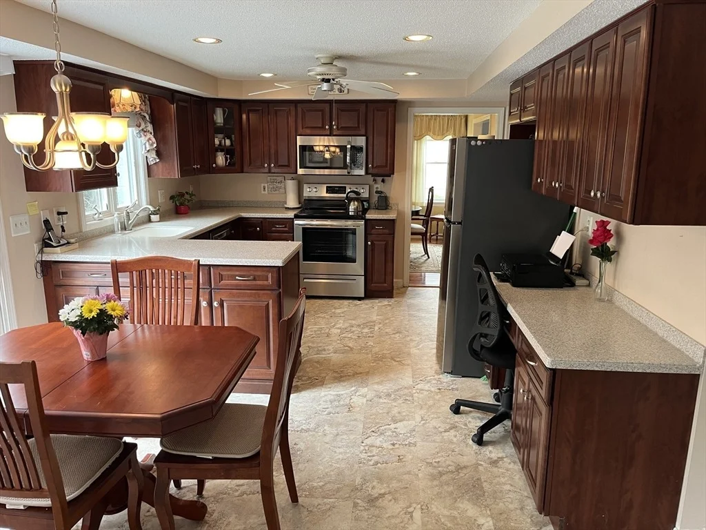 Photo of 27 Riverwood Drive
