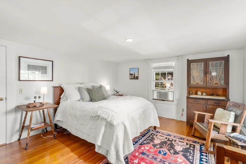 Photo of 6 Perry St