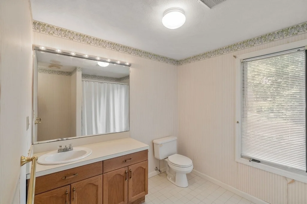 Photo of Unit 1 at 9 Deer Path