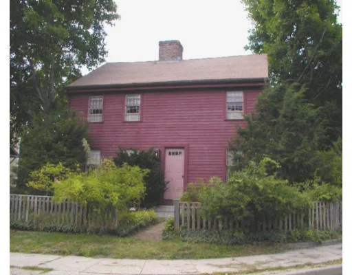 Photo of 498 Old County Road