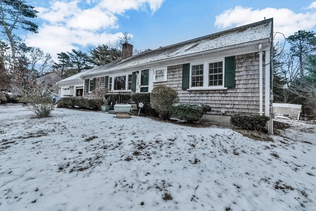 Photo of 426 Mariner Cir