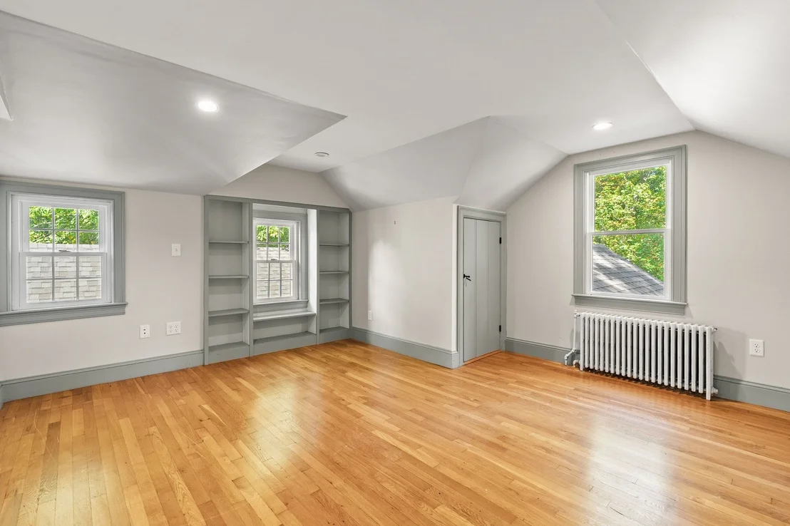 Photo of 13 Whitcomb Ave
