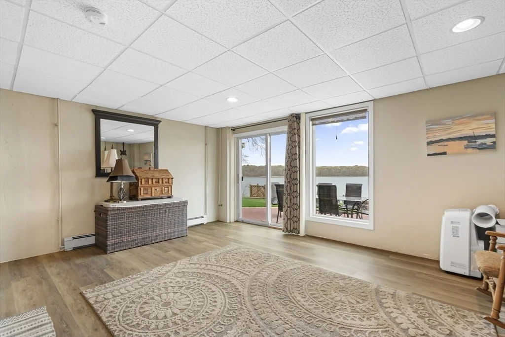 Photo of 43 Cliff Dr