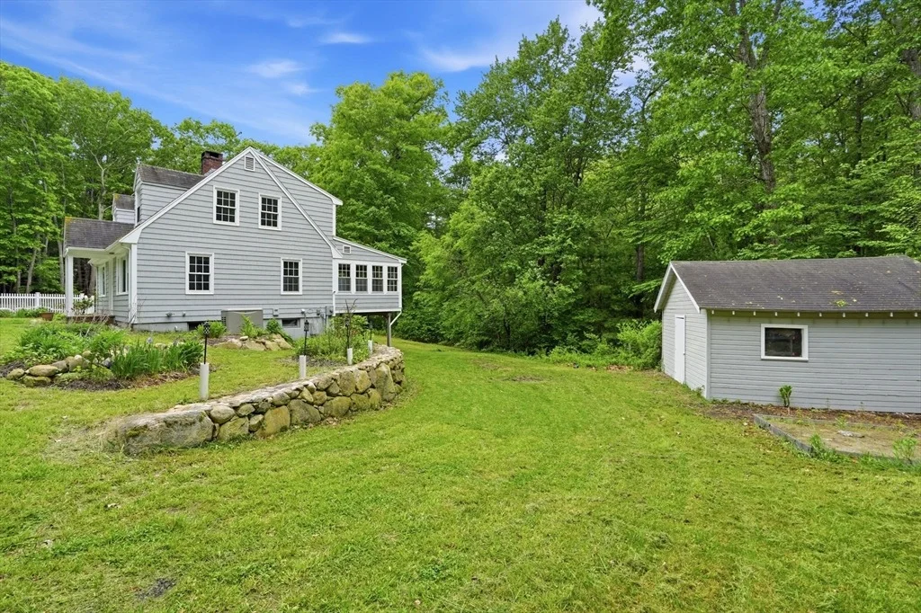 Photo of 147 Forest St