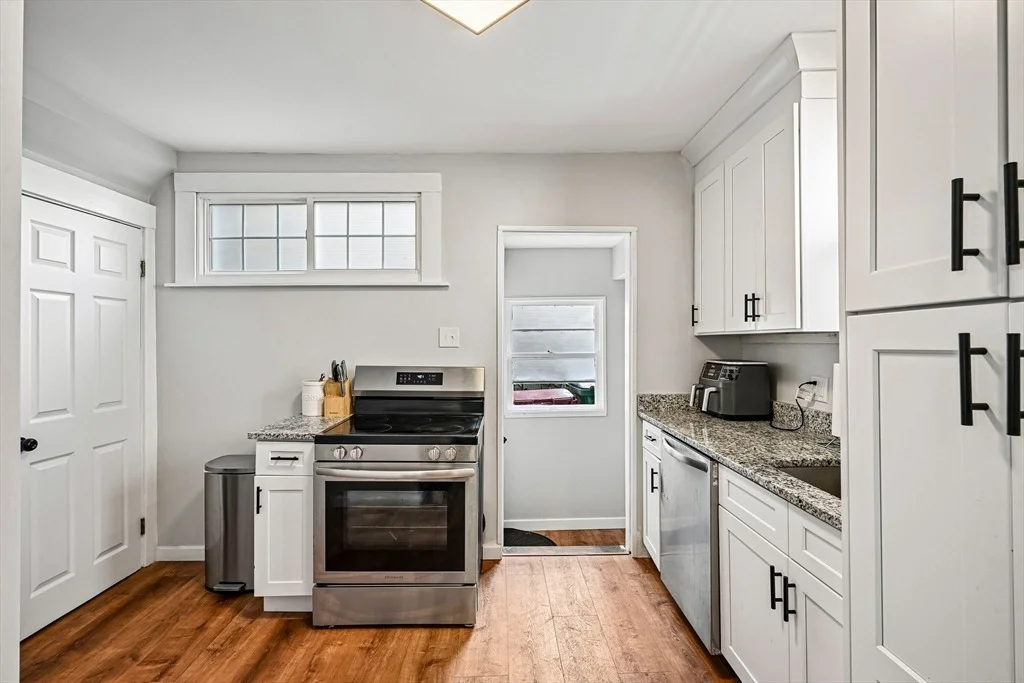 Photo of 19 Sheldon St