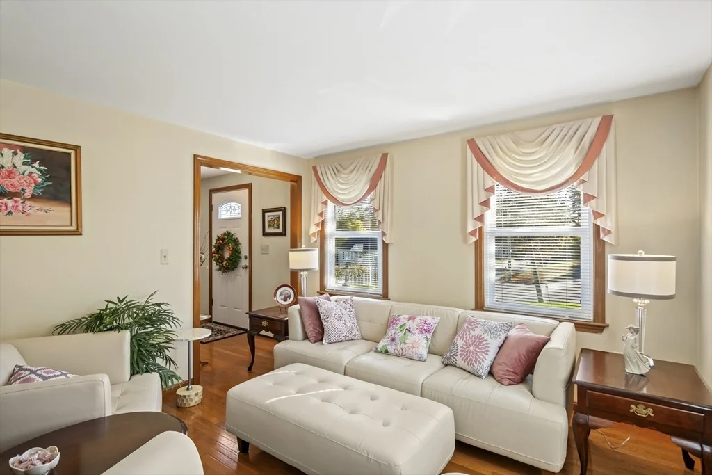 Photo of 216 W Mountain St
