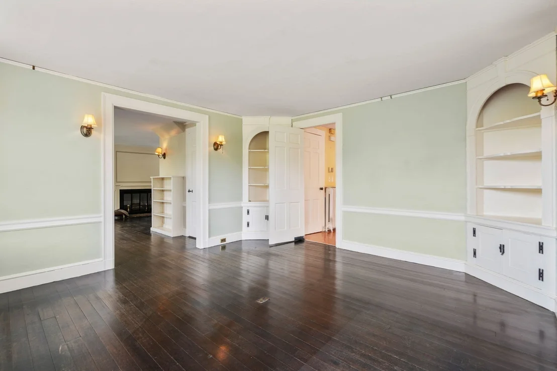 Photo of 60 Wellesley Street
