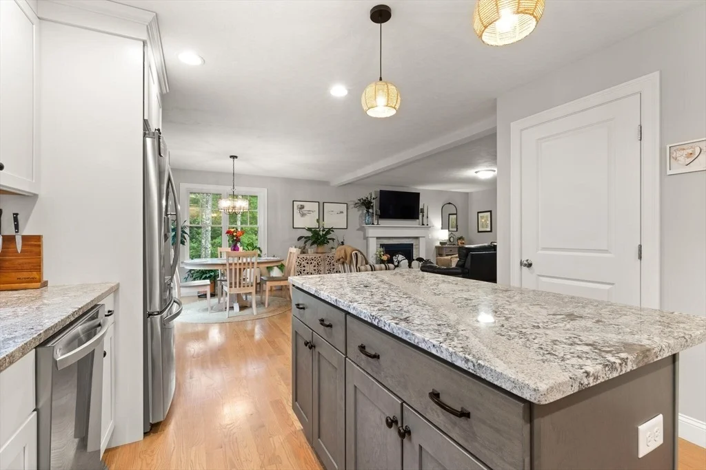 Photo of 187 Run Brook Cir
