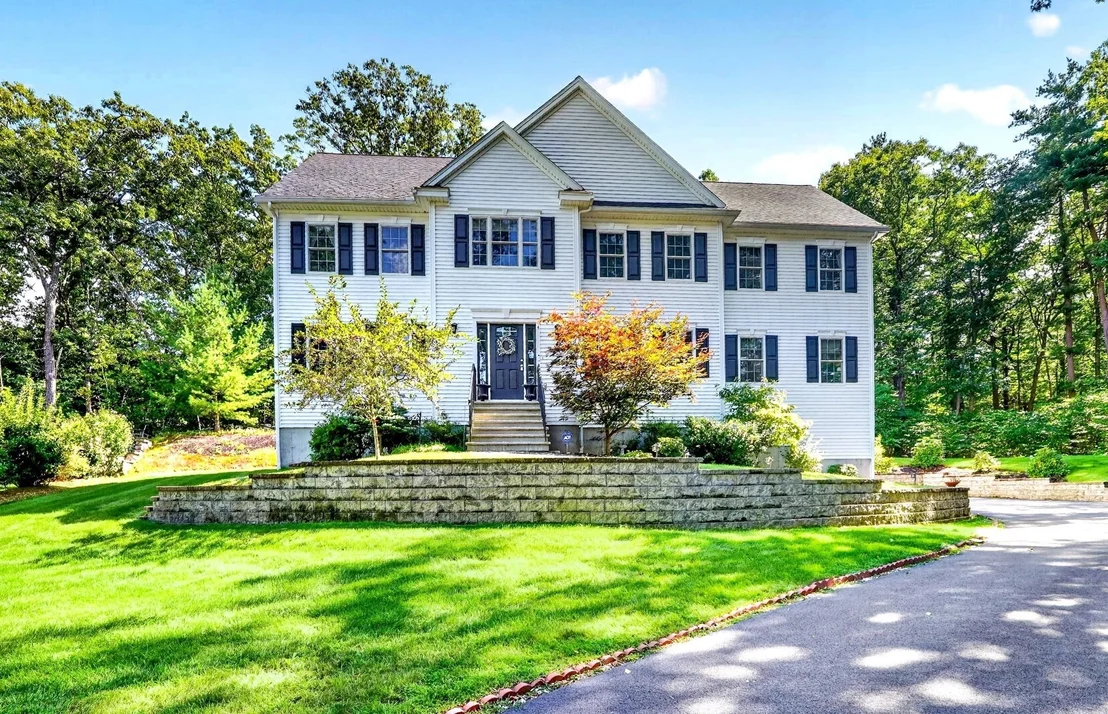 Photo of 4 Murray Hill Circle