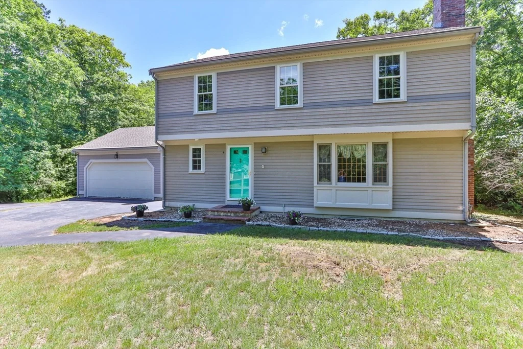 Photo of 4 Carver Dr