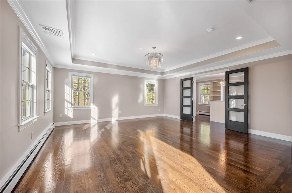 Photo of 25 Collins Rd