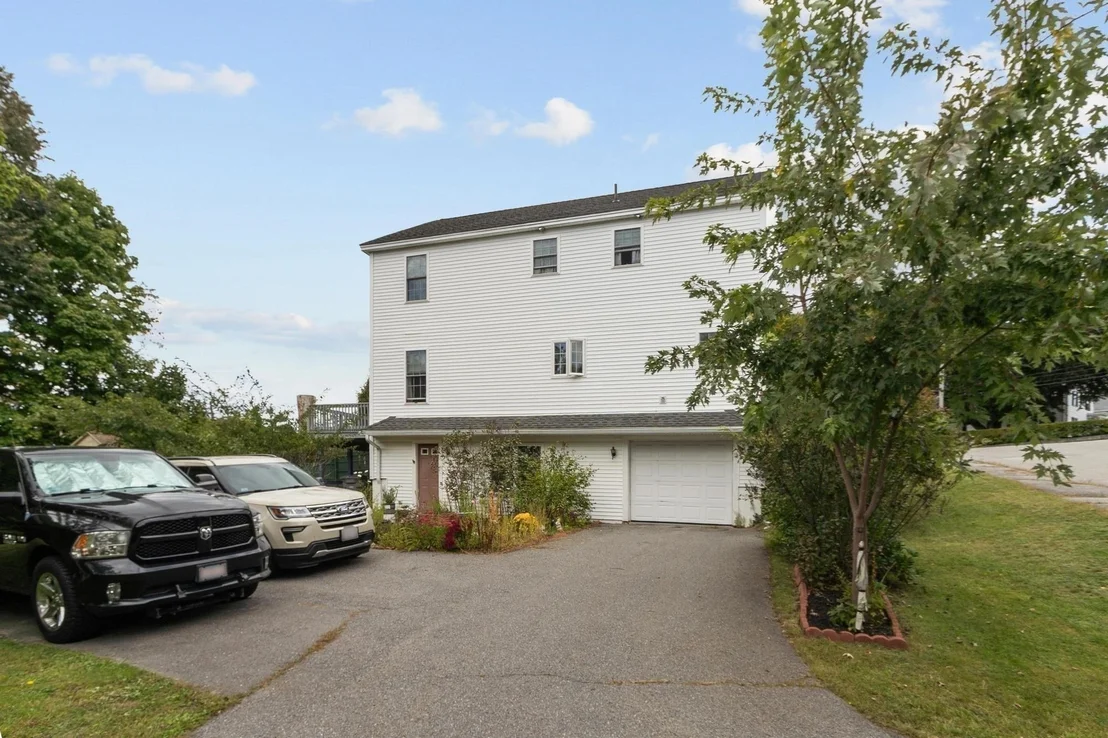 Photo of 4 Lynde St