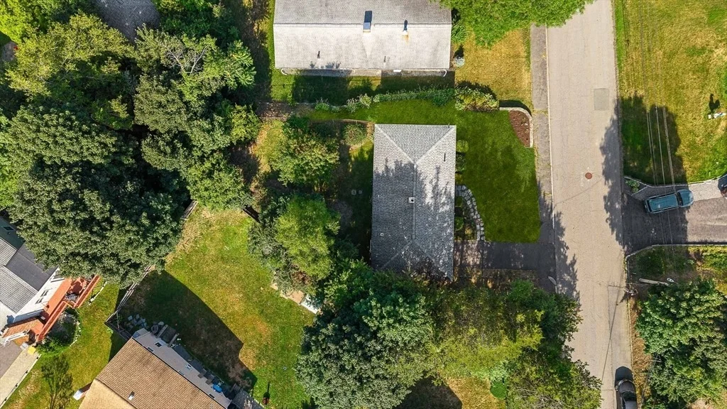Photo of 9 Upper Joclyn Avenue