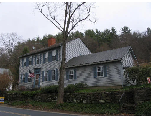Photo of 296 Falls Road