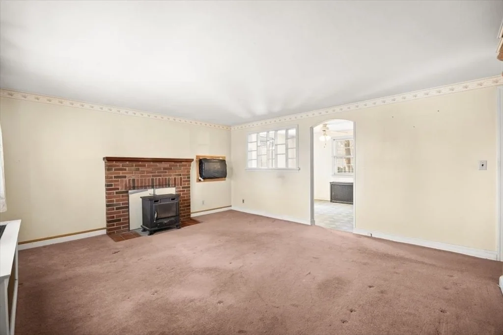 Photo of 7 Cedar Cir