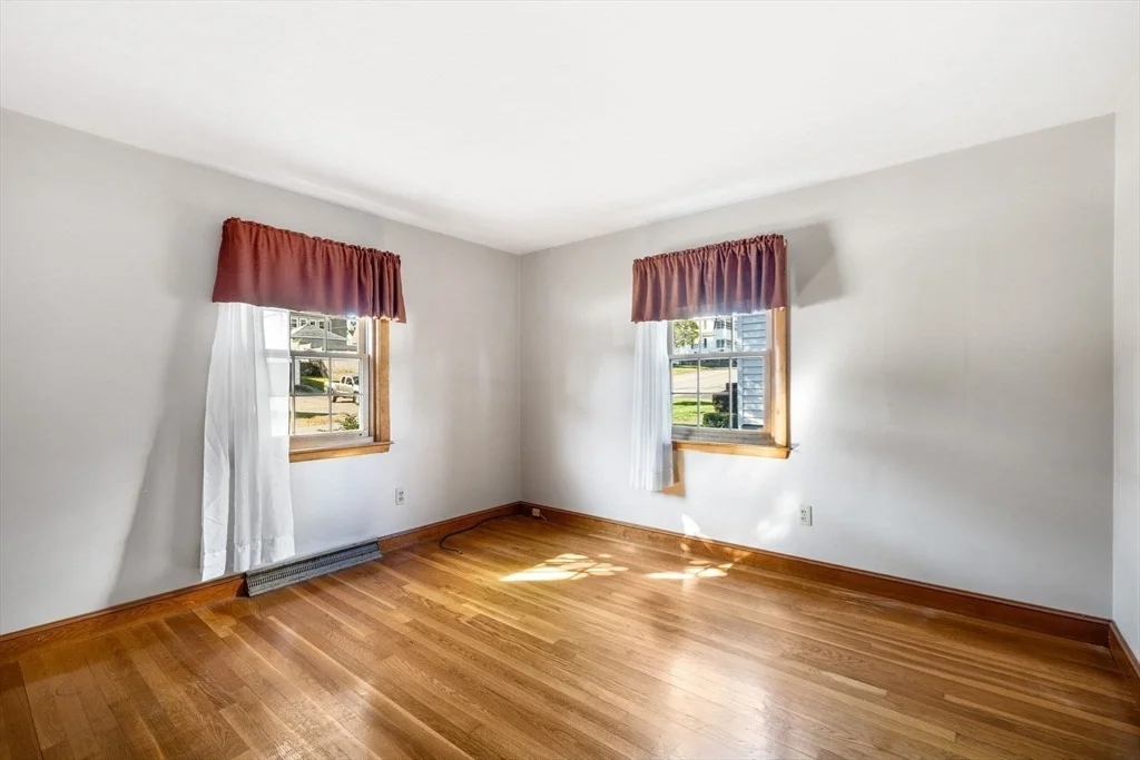 Photo of 5 Colonial Rd
