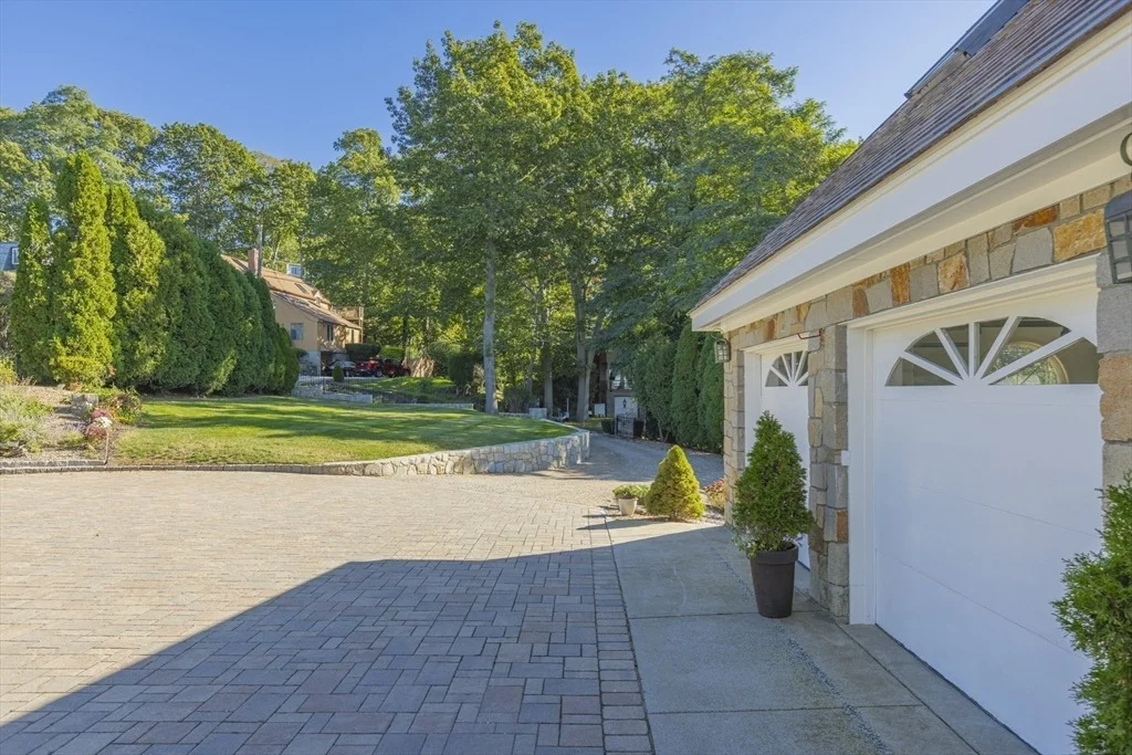 Photo of 89 Naugus Ave