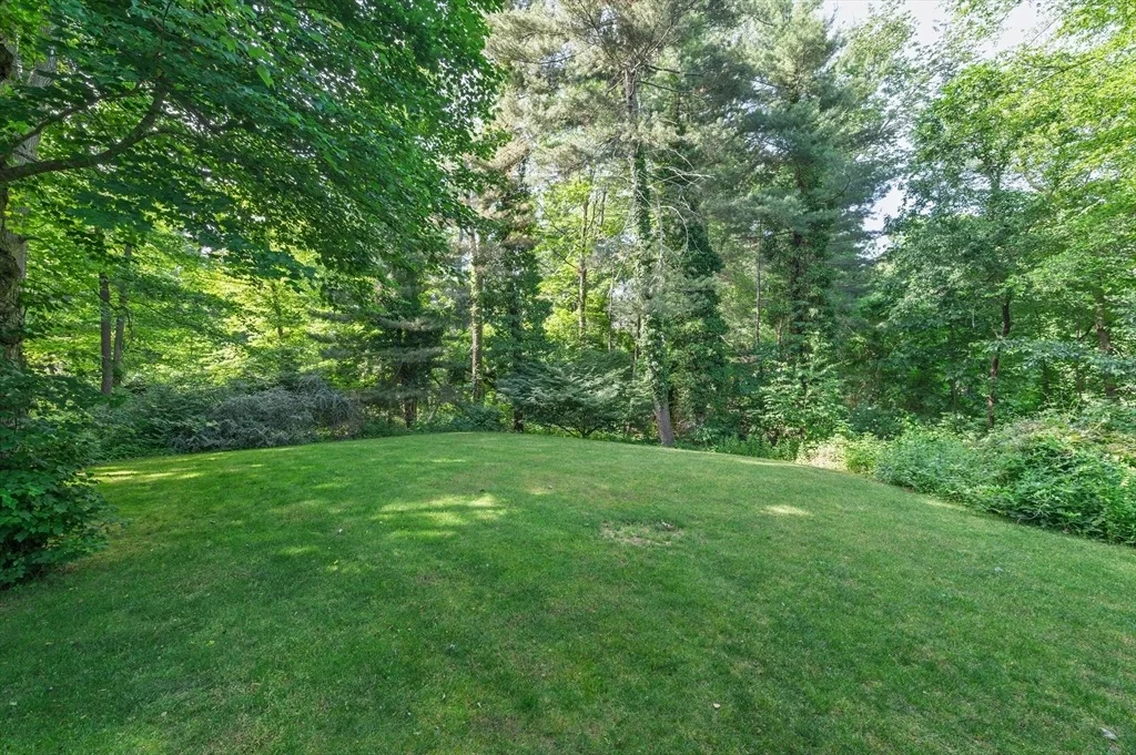 Photo of 10 Dunster Ln