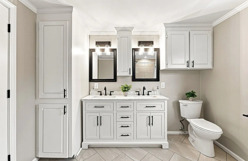 Photo of 3 Maplelawn Dr