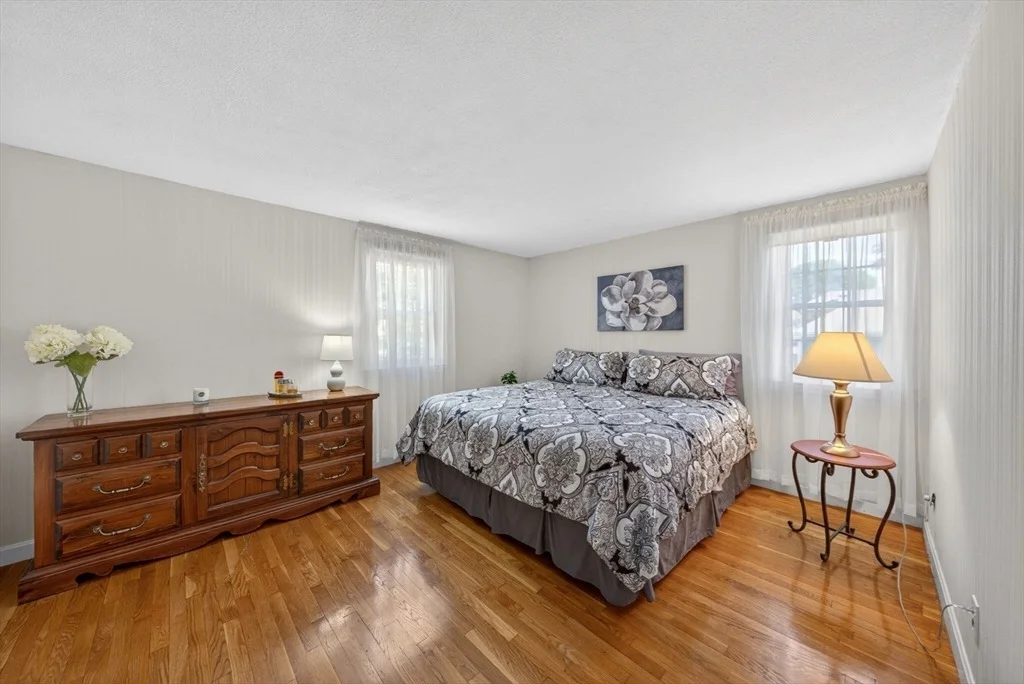 Photo of 82 Park Rd