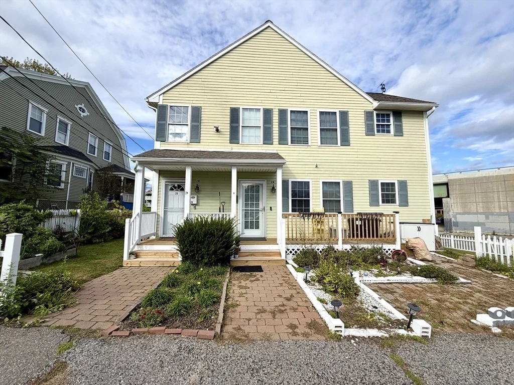 Photo of Unit A at 2 Stowell Avenue