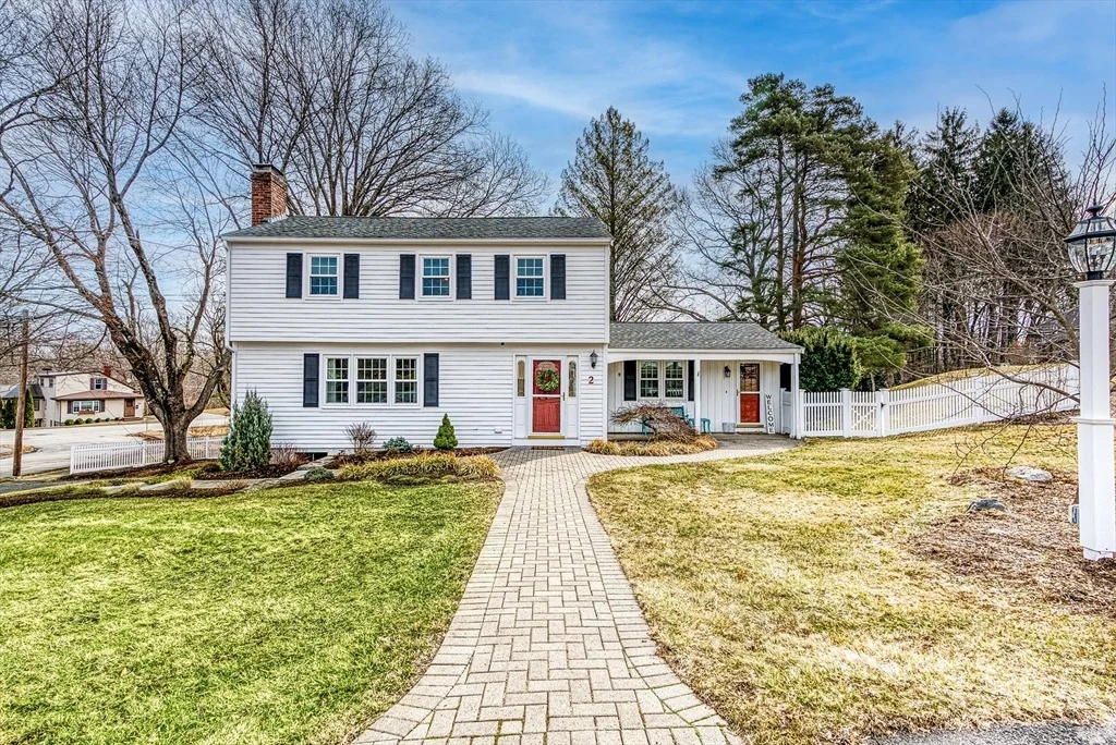 Photo of 2 Juniper Cir