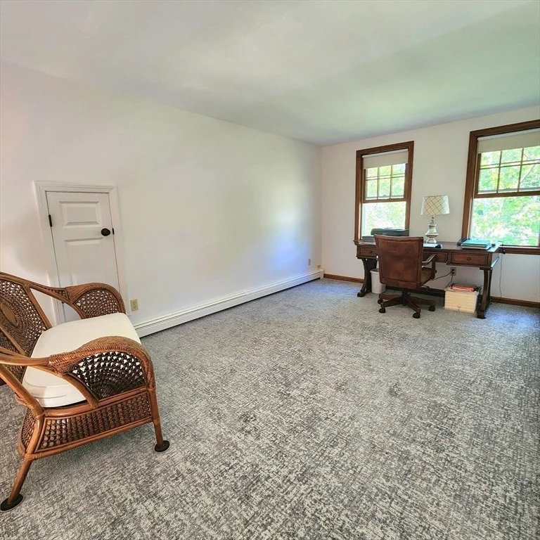 Photo of 143 Abbey Gate Rd