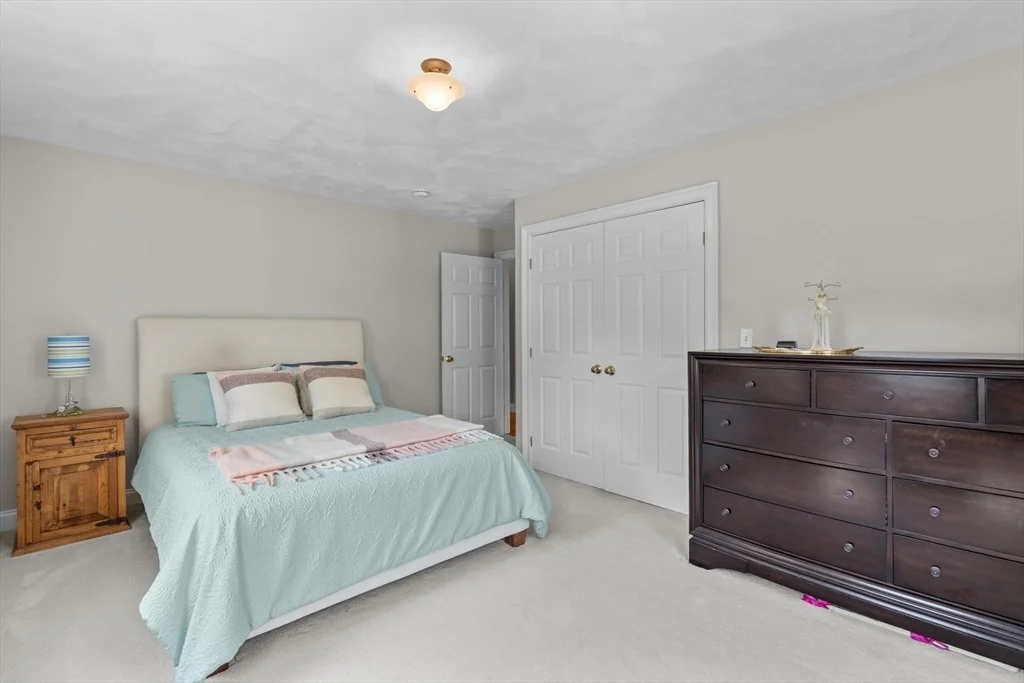 Photo of 104 Pine Grove St