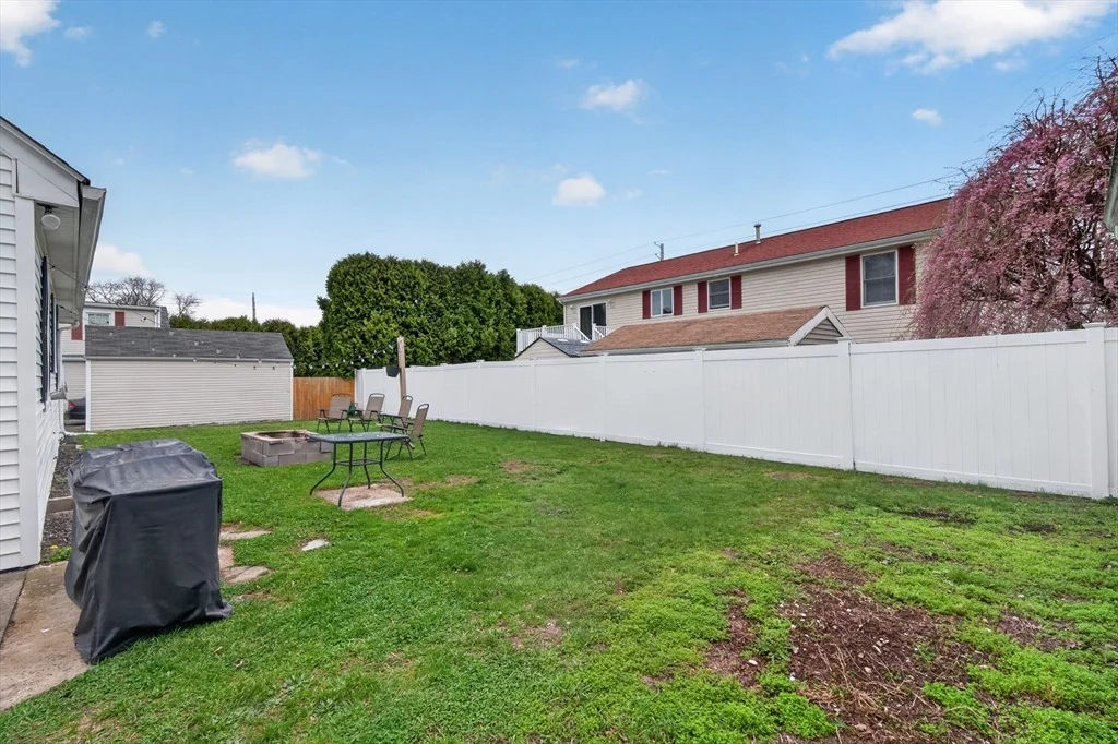 Photo of 37 Blakely Ct