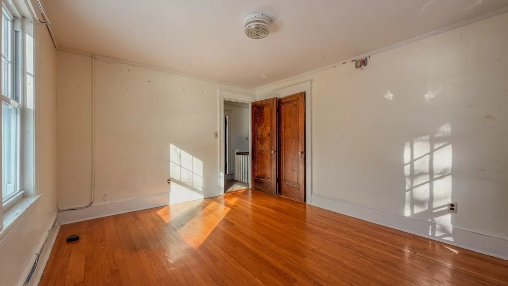 Photo of 39 Whitmarsh Avenue