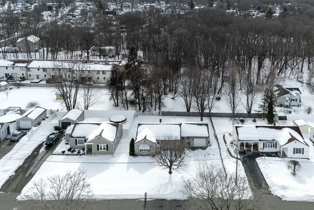 Photo of 35 Silvin Rd