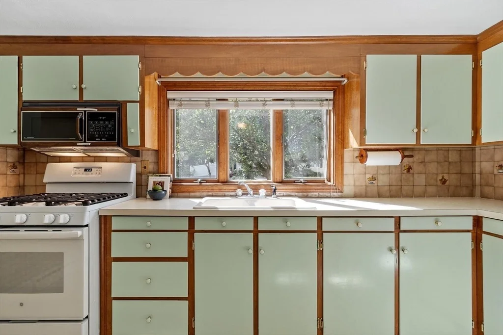 Photo of 48 Chickering Street