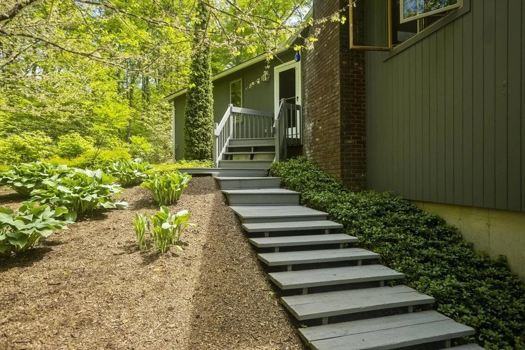 Photo of 21 Birch Ln