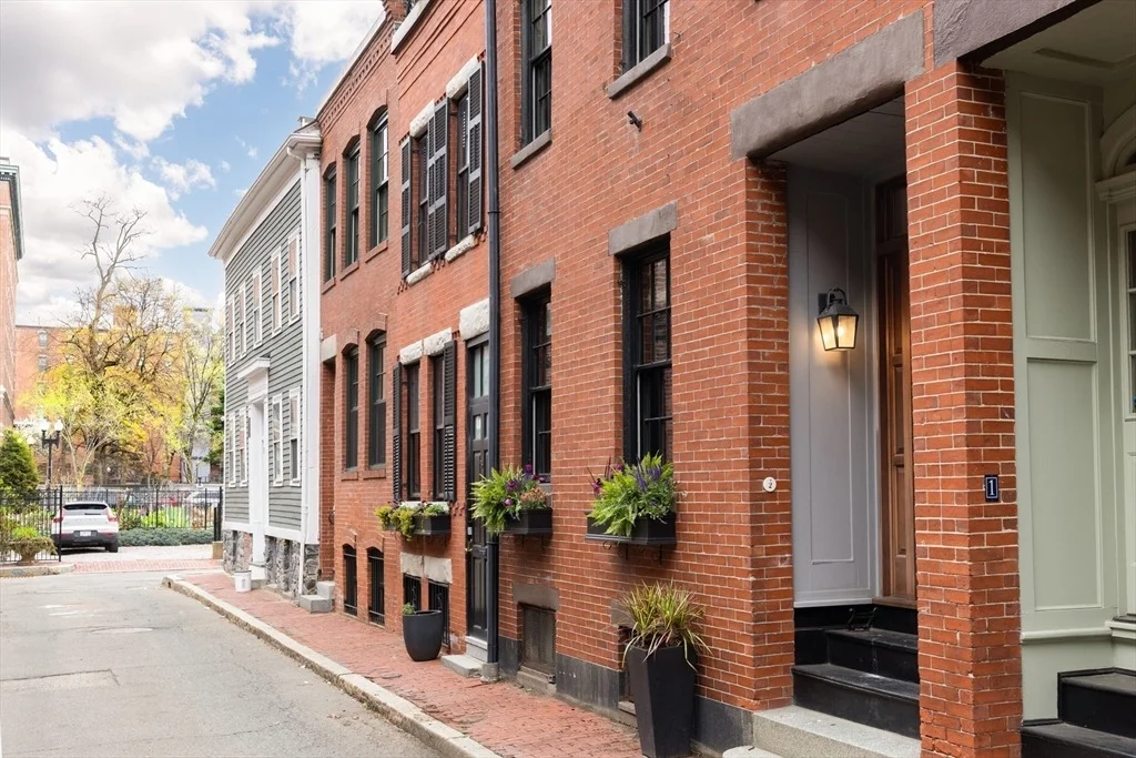 Photo of 2 Haven St