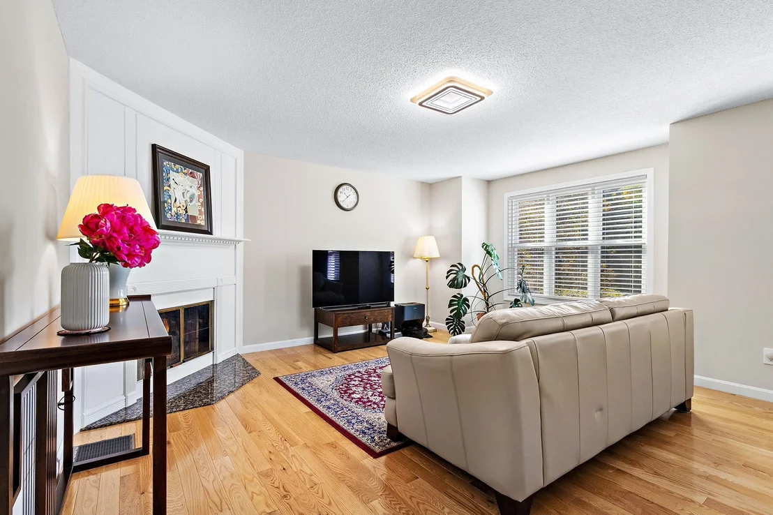 Photo of Unit 10 at 10 Eugene St