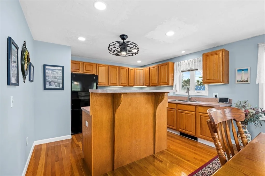 Photo of 8 Mayfair Circle